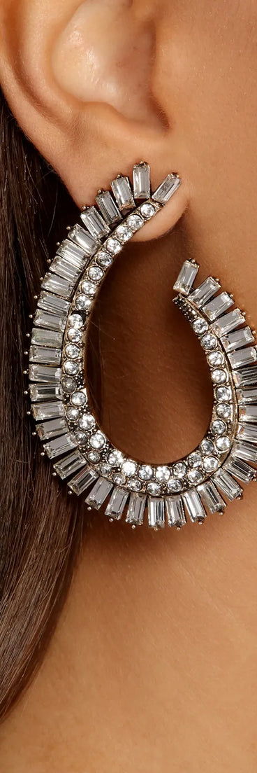 Ordinary Style Rhinestone Baguette Swirl Earrings