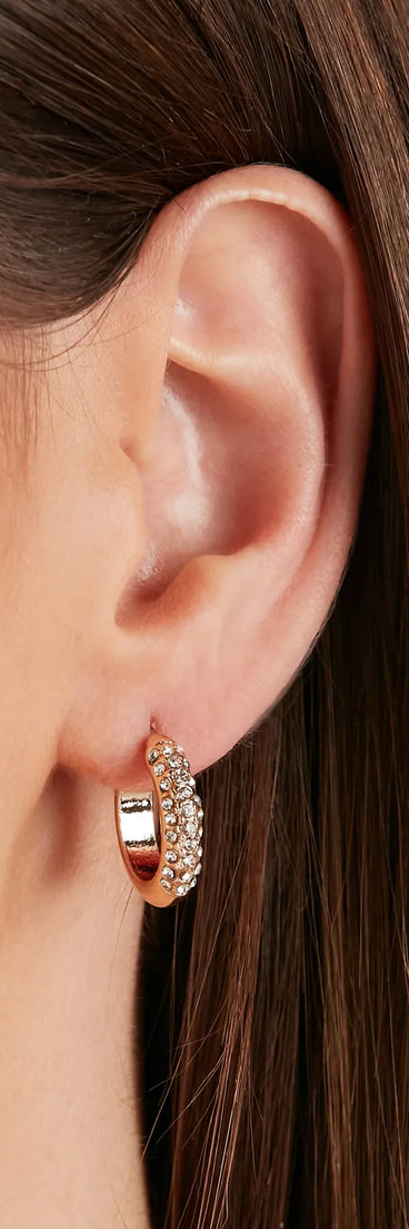 Minimalistic Glam Huggie Three Pack