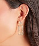 Glam Affair Small Door-Knocker Earrings