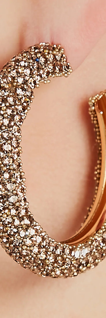 Get ready for any event with the Glitzy Soiree Rhinestone-Beaded Hoop Earrings in gold, an essential start to creating a versatile holiday outfit for women for holiday parties, cocktail hours, or NYE events.