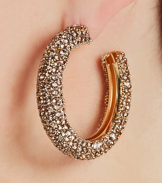 Get ready for any event with the Glitzy Soiree Rhinestone-Beaded Hoop Earrings in gold, an essential start to creating a versatile holiday outfit for women for holiday parties, cocktail hours, or NYE events.