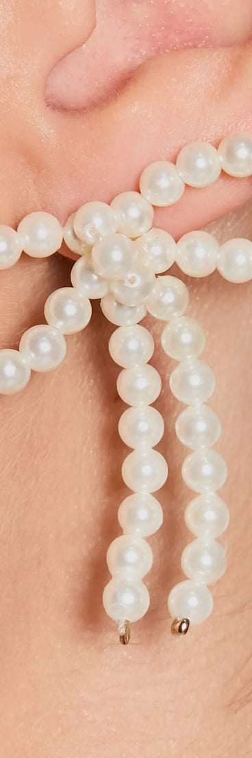 Upscale Chic Faux Pearl Bow Earrings