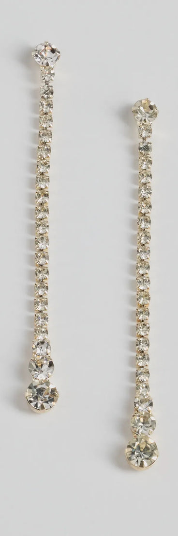 The Twinkling Beauty Rhinestone Linear Earrings helps create a chic clear women's cocktail outfit with a trendy texture and stylish design, ideal for wedding guest cocktail outfits or dinner parties.