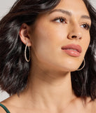 
Upgrade your style game for 2025 with the Dainty Rhinestone Teardrop Earrings in silver, perfect for any fashion-forward wardrobe.