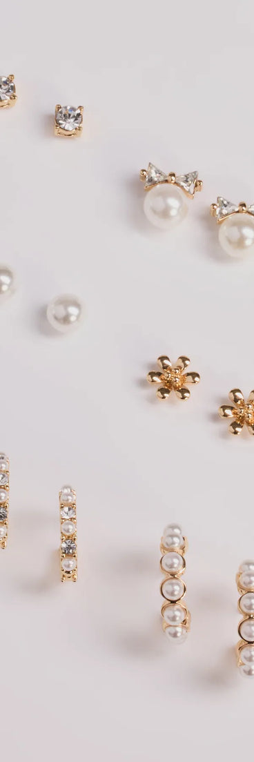 
Upgrade your style game for 2025 with the Dainty Luxury Six Pack Stud Earrings Set in gold, perfect for any fashion-forward wardrobe.