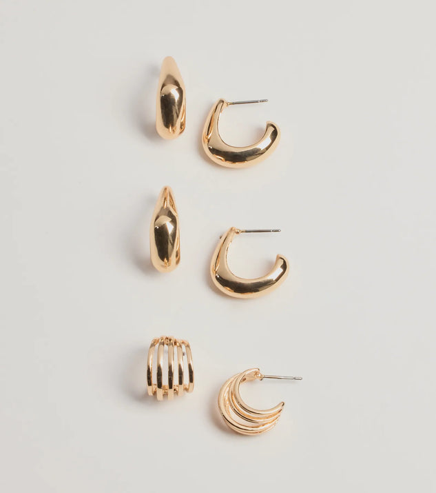 The Sleek Design Hoop Earrings Set in gold is a women's workwear essential with an elevated fabric and chic silhouette, ideal for layering and versatile enough to take your look from office chic to going-out ready!