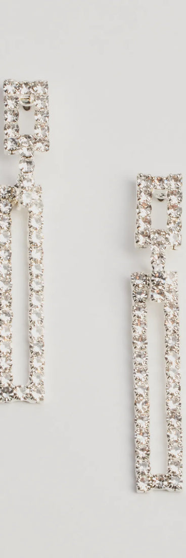 
Upgrade your style game for 2025 with the Glam Moves Rhinestone Rectangular Duster Earrings in silver, perfect for any fashion-forward wardrobe.