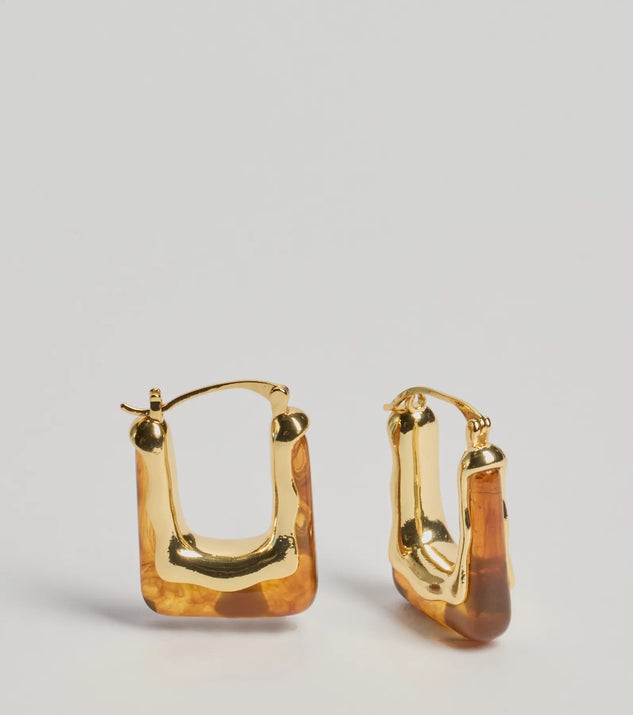 Sleek Acrylic Square Hoop Earrings, a trendy brown addition to women's going-out outfits, is ideal for Christmas party outfits, chic NYE attire, or winter night-out looks that keep you on-trend!
