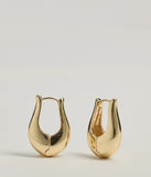 
Upgrade your style game for 2025 with the Bold Glam Geometric Hoop Earrings in gold, perfect for any fashion-forward wardrobe.