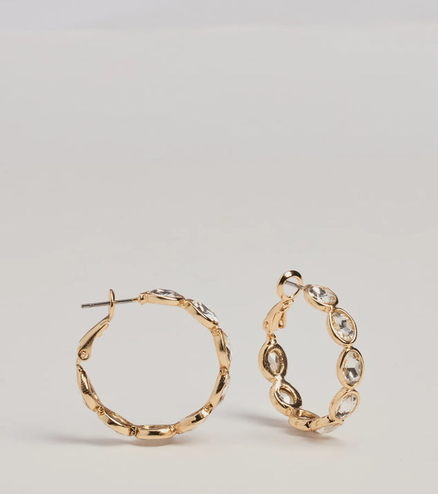 
Upgrade your style game for 2025 with the Perfect Shine Rhinestone Hoop Earrings in gold, perfect for any fashion-forward wardrobe.