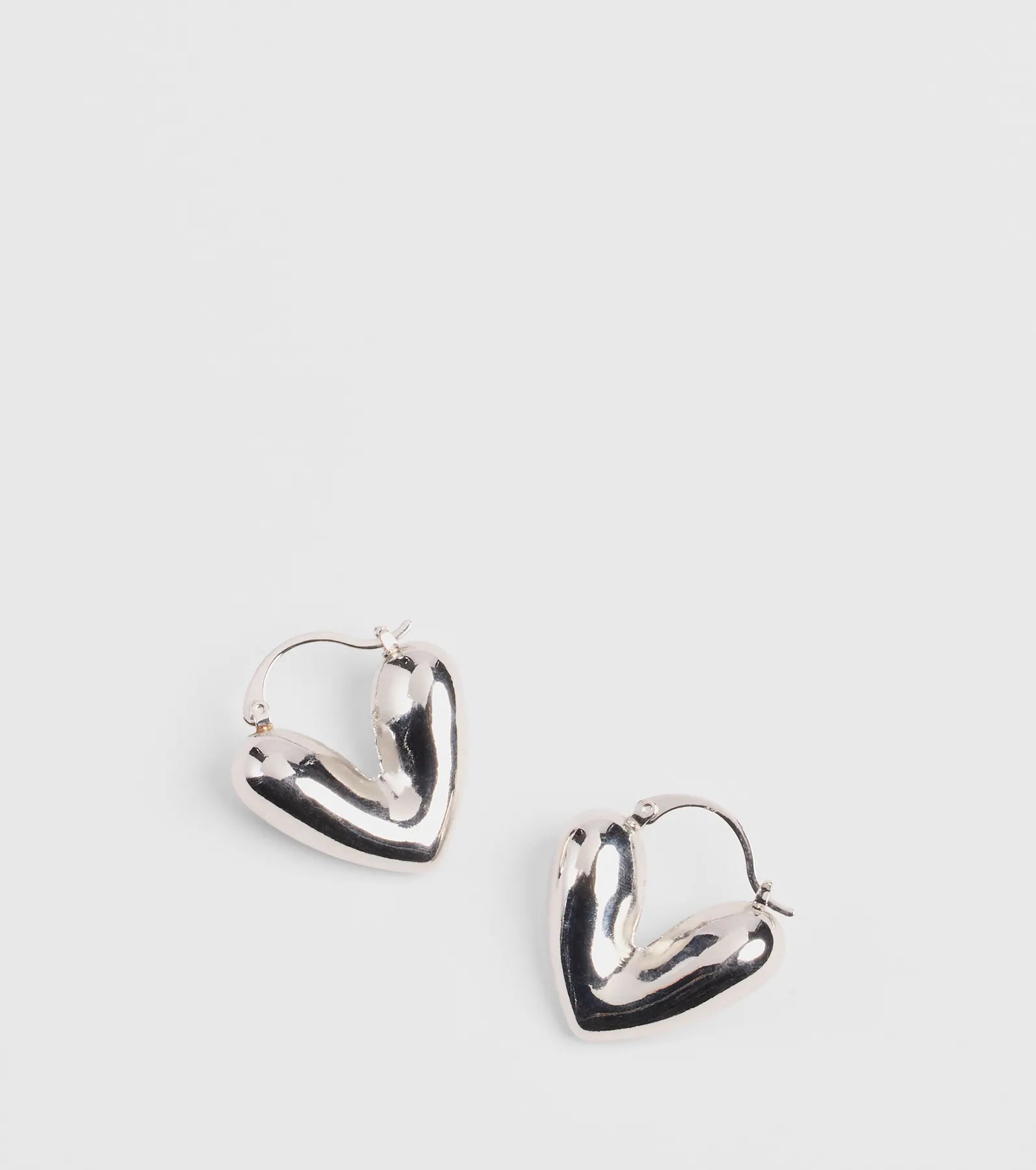 アクセサリー HEART SILVER EARRING Weekend Addition Heart Earrings | Windsor