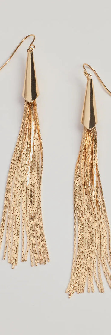 Charming Beauty Metal Tassel Earrings, a trendy gold addition to women's going-out outfits, is ideal for Christmas party outfits, chic NYE attire, or winter night-out looks that keep you on-trend!