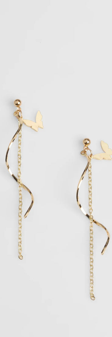Stay on-trend this season with the Delightful Glimmer Butterfly Twist Earrings in gold, a must-have for creating stylish and effortless spring outfits for women.