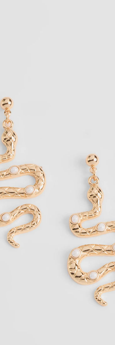 Get inspired with the Serious Sass Faux Pearl Snake Earrings, a feed-worthy gold piece that’s part of Windsor's updated and curated women’s clothing edit packed with must-have fall outfit ideas.