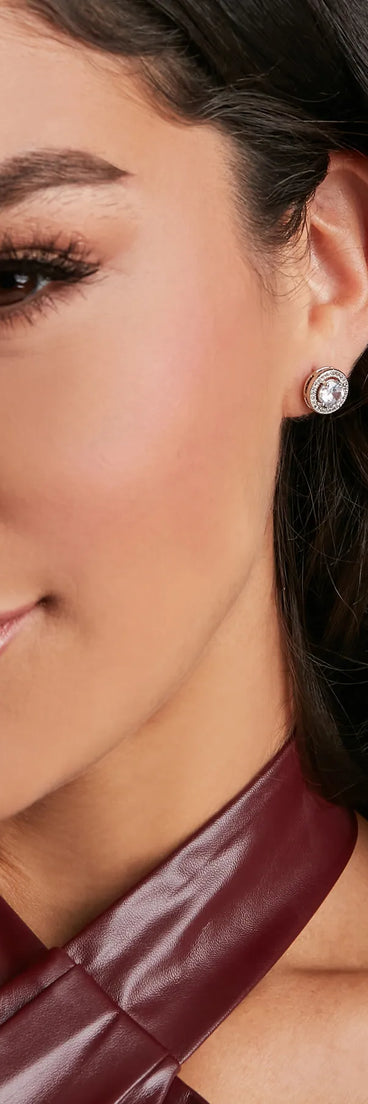 Get ready for any event with the Stunning Cubic Zirconia Halo Studs in silver, an essential start to creating a versatile holiday outfit for women for holiday parties, cocktail hours, or NYE events.