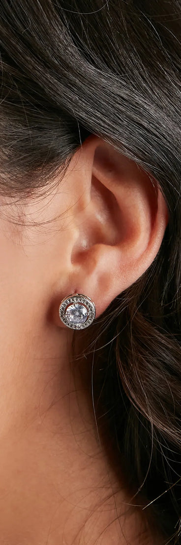 Get ready for any event with the Stunning Cubic Zirconia Halo Studs in silver, an essential start to creating a versatile holiday outfit for women for holiday parties, cocktail hours, or NYE events.