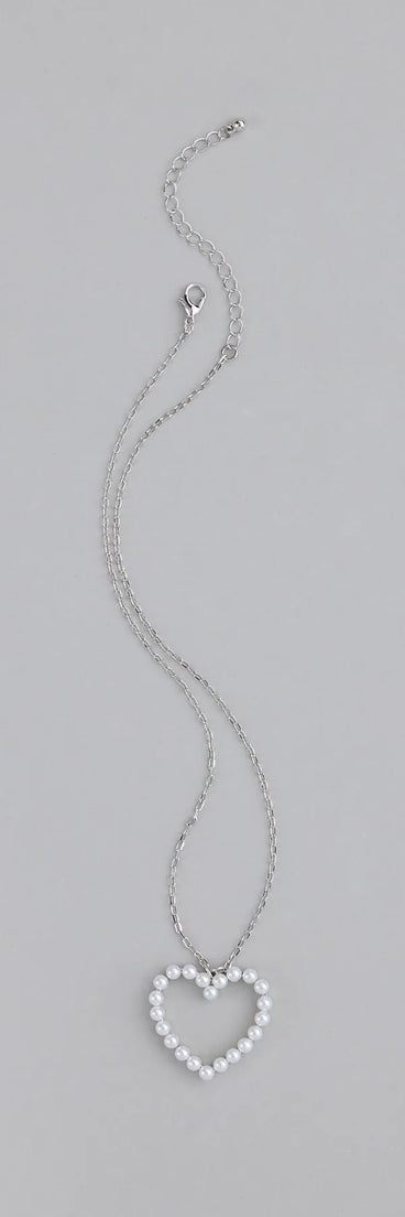 Capture Hearts Pearl Charm Necklace
