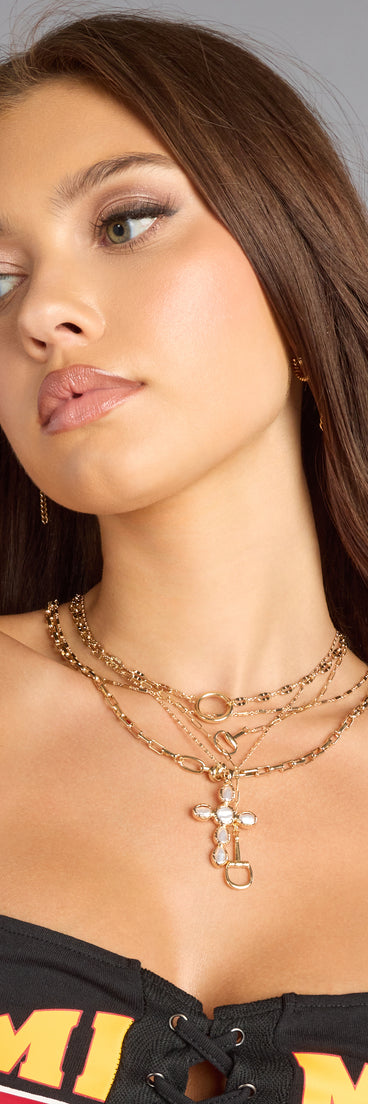 Divine Detail Faux Pearl Cross Necklace