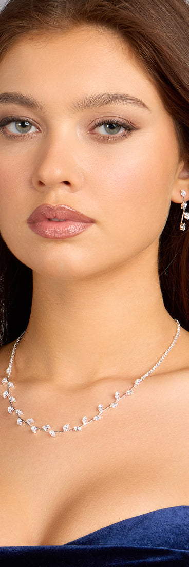 Dainty Shine Rhinestone Necklace And Earrings Set