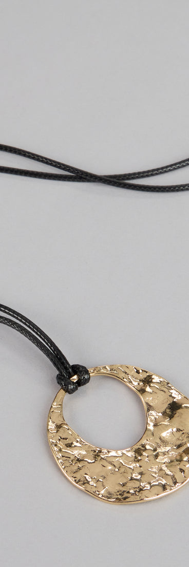 Artsy Chic Statement Pendant Necklace