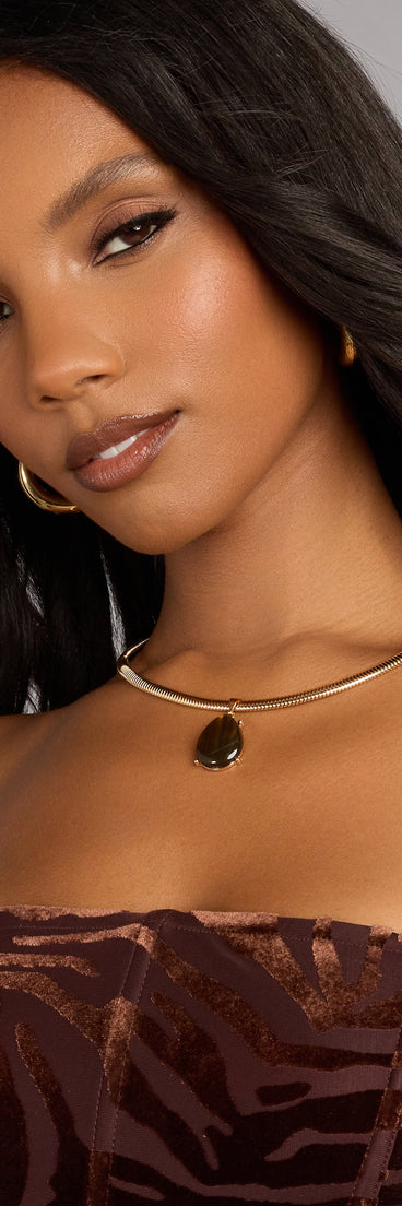 Drop the Drama Pendant Collar Necklace