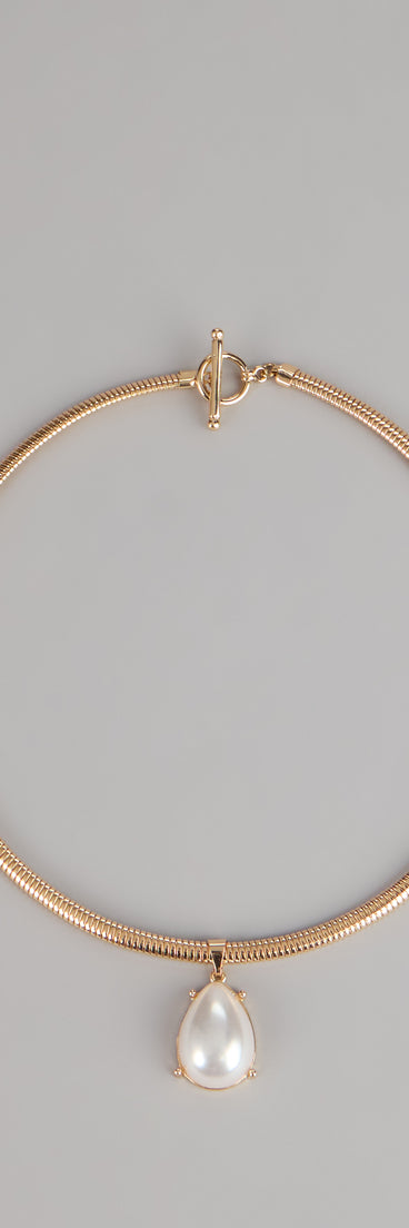 Soft Focus Pearl Collar Necklace