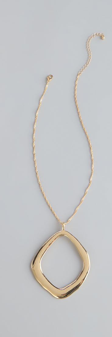 Effortlessly Bold O-Ring Pendant Necklace