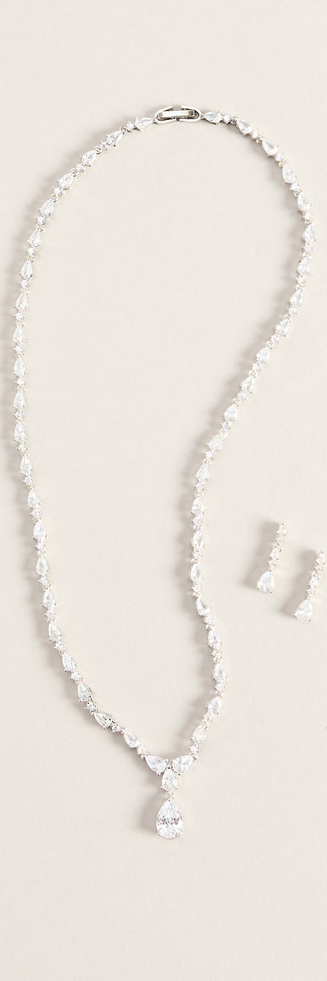 Final Details Necklace And Earrings Set