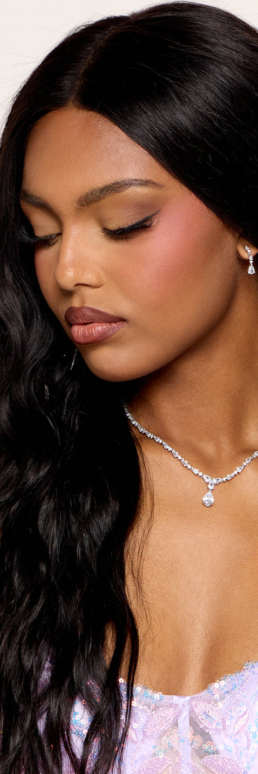 Final Details Necklace And Earrings Set