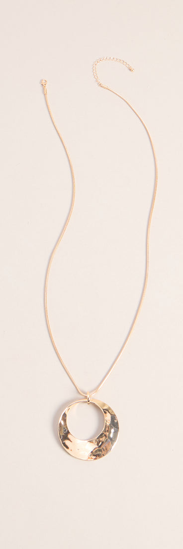 Circle Back Pendant Necklace
