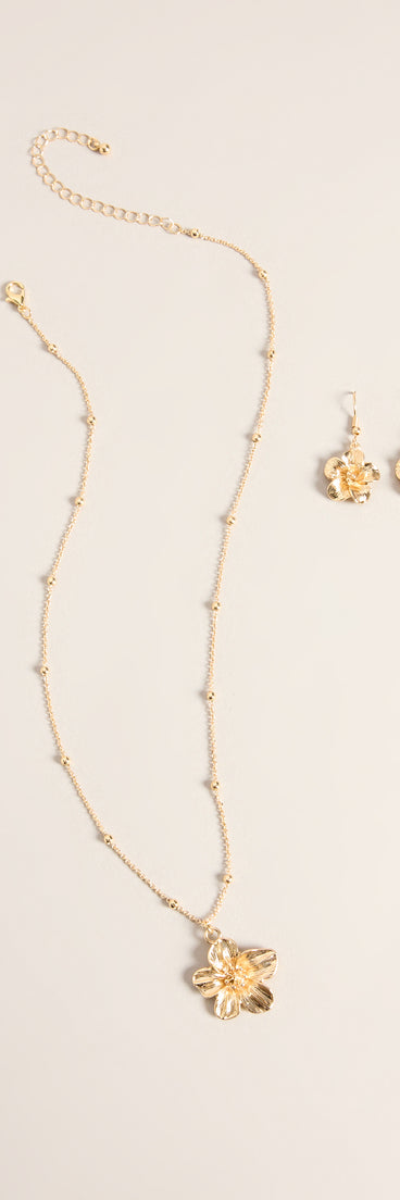 Fresh Pick Floral Pendant Necklace And Earrings Set