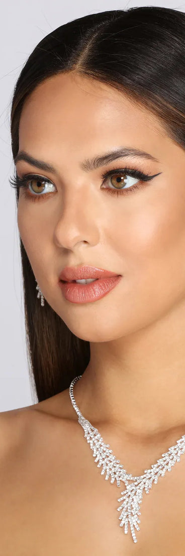 Wrap Me In Rhinestones Necklace Set