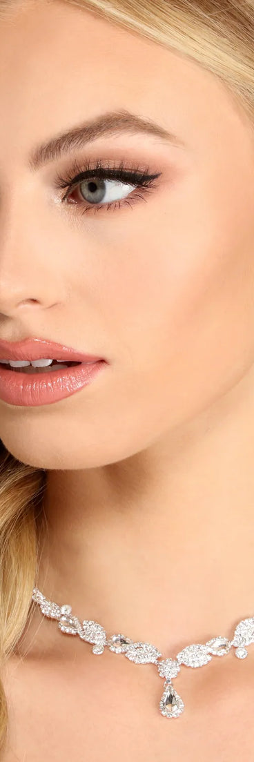 A Touch Of Glamour Necklace And Earrings Set