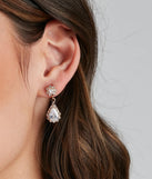 Get inspired with the Endless Glam Rhinestone Collar And Earrings Set, a feed-worthy gold piece that’s part of Windsor's updated and curated women’s clothing edit packed with must-have fall outfit ideas.
