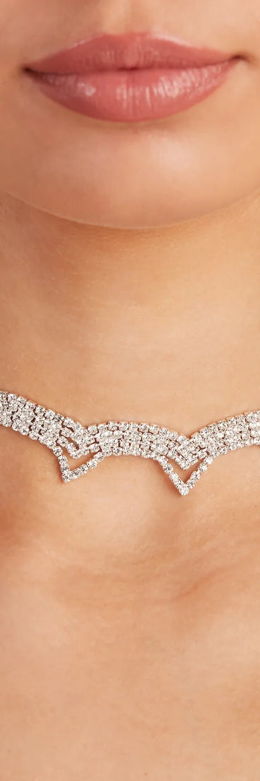 Chic Scalloped Rhinestone Choker Necklace
