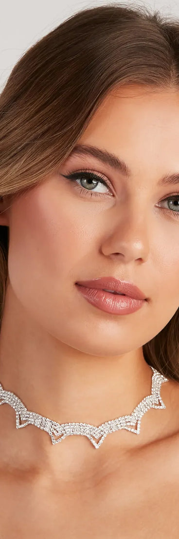 Chic Scalloped Rhinestone Choker Necklace