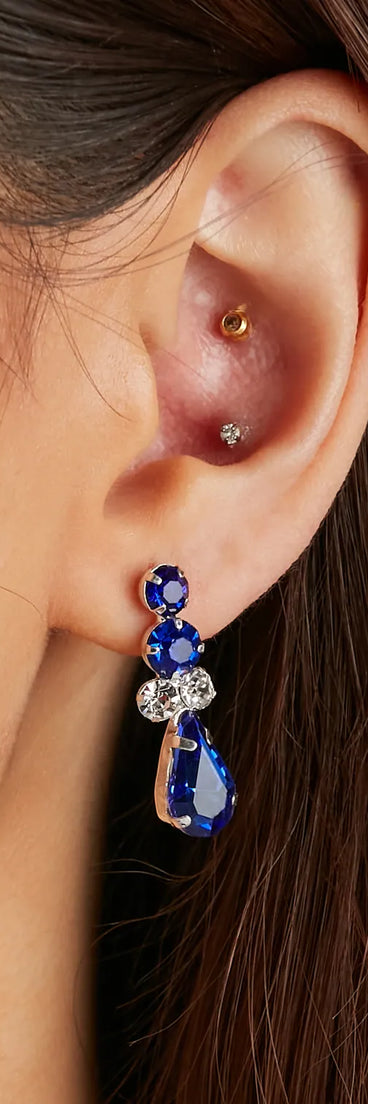 Elegant Glamour Necklace And Earrings Set