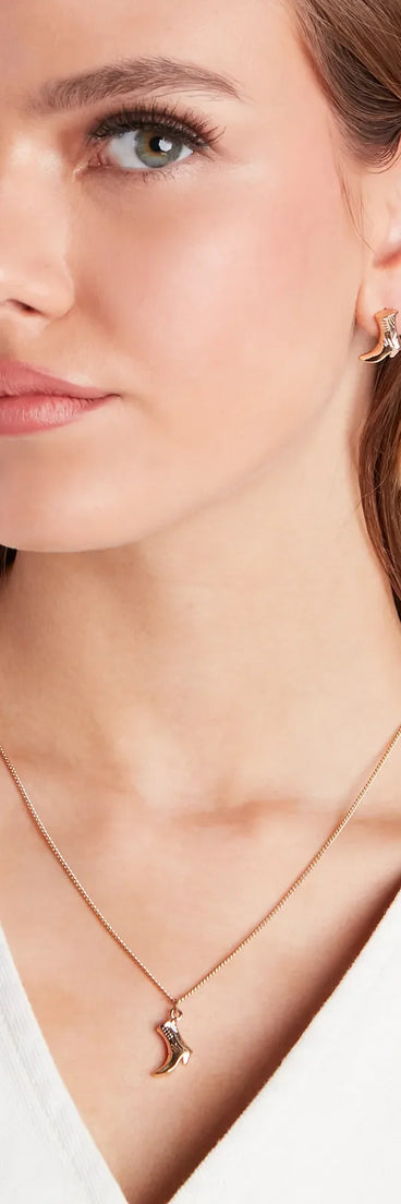 On That Western Trend Necklace And Earrings Set