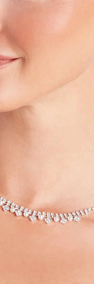 Showcase Elegance Necklace And Earrings Set