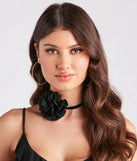 Trendsetter Status Rosette Velvet Choker Necklace
