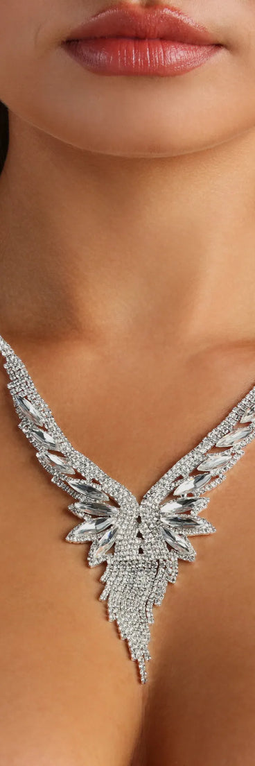 Capture That Glamour Rhinestone Statement Necklace