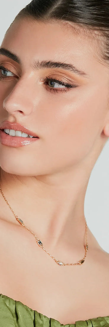 Effortless Glitz Rhinestone Necklace And Earrings Set