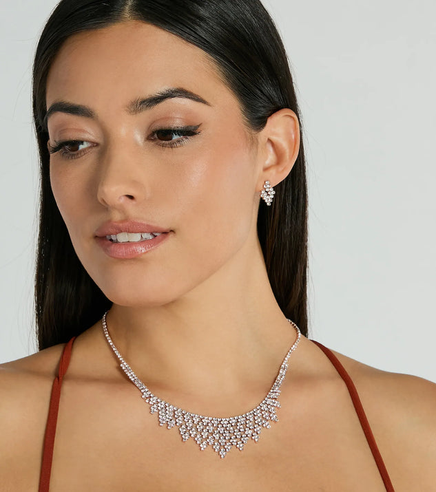 
Upgrade your style game for 2025 with the Forever Sparkle Rhinestone Necklace And Earrings Set, perfect for any fashion-forward wardrobe.