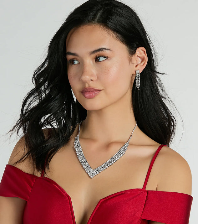 
Upgrade your style game for 2025 with the Impeccable Glam Rhinestone Necklace And Earrings Set in silver, perfect for any fashion-forward wardrobe.