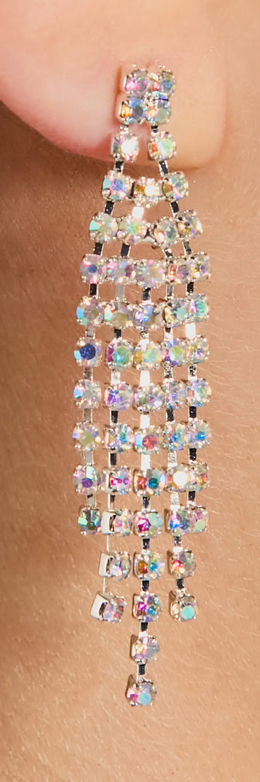 Homecoming jewelry and accessories like the Glitzy Shine Iridescent Rhinestone Necklace And Earrings Set provide the finishing touch to help you dazzle at HOCO 2024!