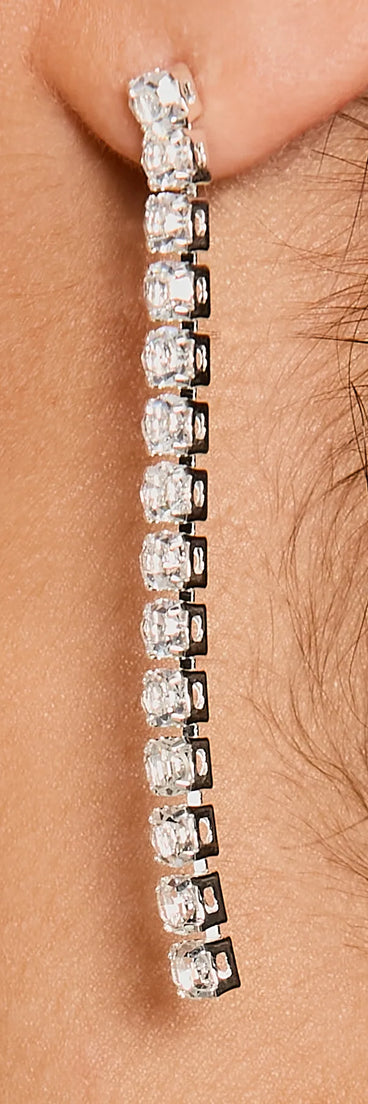 Homecoming jewelry and accessories like the Glam It Up Rhinestone Lariat Necklace And Earrings Set provide the finishing touch to help you dazzle at HOCO 2024!