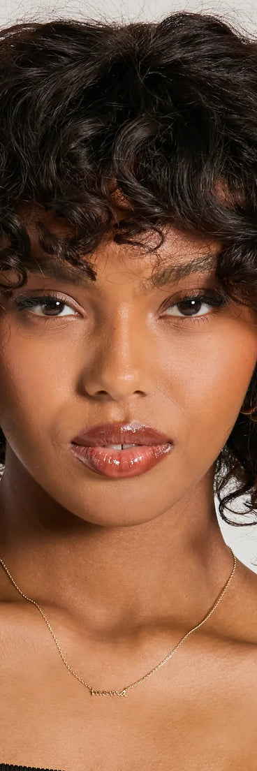 
Upgrade your style game for 2025 with the Mama Charm Dainty Chain Necklace in gold, perfect for any fashion-forward wardrobe.