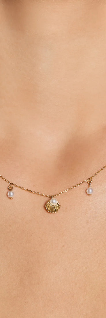 Shell Shocked Faux Pearl Charm Necklace