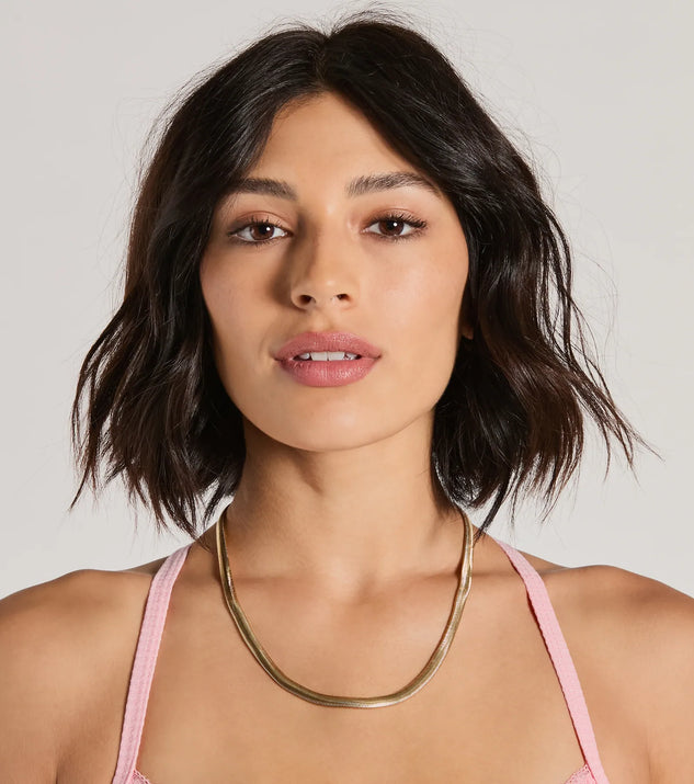 Gleam Always Snake Chain Necklace, a trendy gold addition to women's going-out outfits, is ideal for Christmas party outfits, chic NYE attire, or winter night-out looks that keep you on-trend!