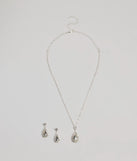 Luxe Teardrop Rhinestone Necklace And Earrings Set